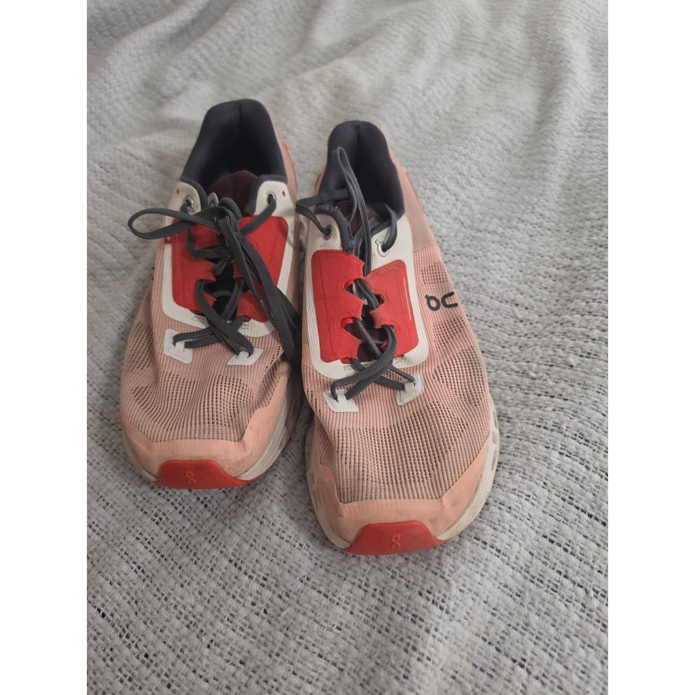 On Running Cloudstratus Peach Red Running Shoes 39.99208 Womens 9.5